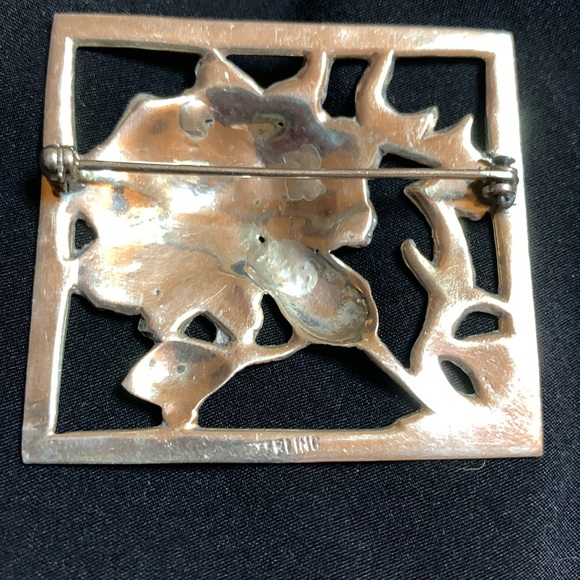 Sterling Chrysanthemum Pin - Picture 2 of 3